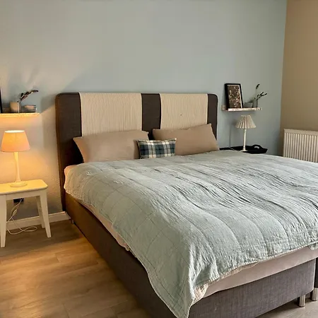 Landleeven No11 Apartment *